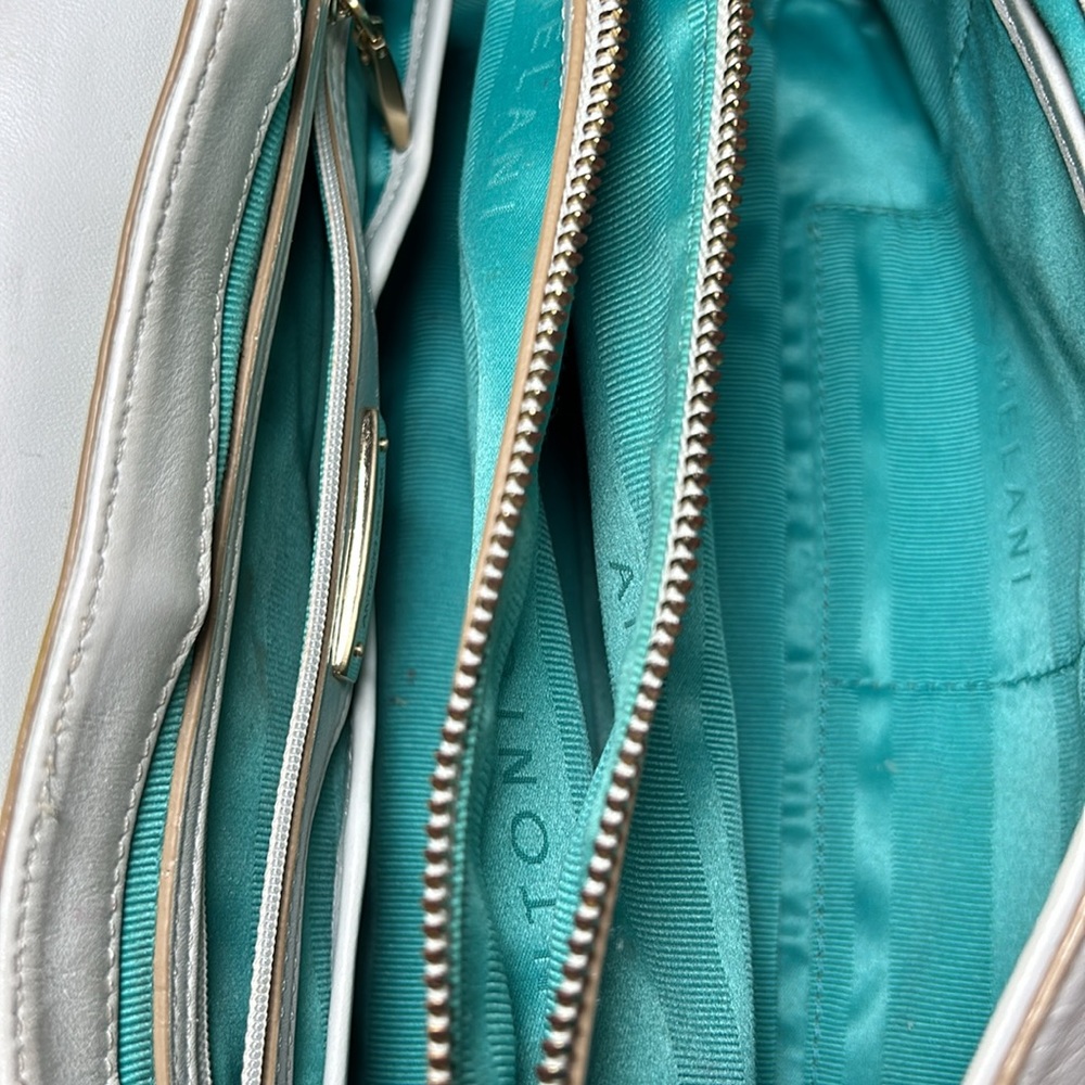 Antonio Melani Ladies off-white purse by Good condition. Nice - Picture 10 of 10